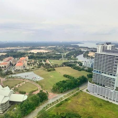 C0704 Almas Suite Seaview & Netflix Stay Nusajaya  Buitenkant foto