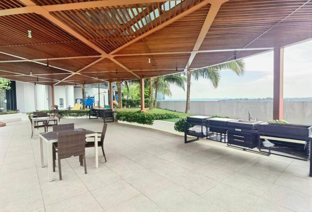 C0704 Almas Suite Seaview & Netflix Stay Nusajaya  Buitenkant foto