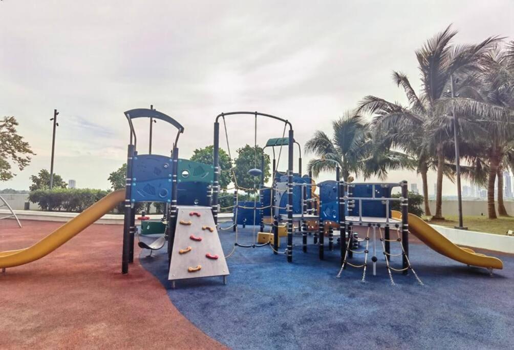 C0704 Almas Suite Seaview & Netflix Stay Nusajaya  Buitenkant foto